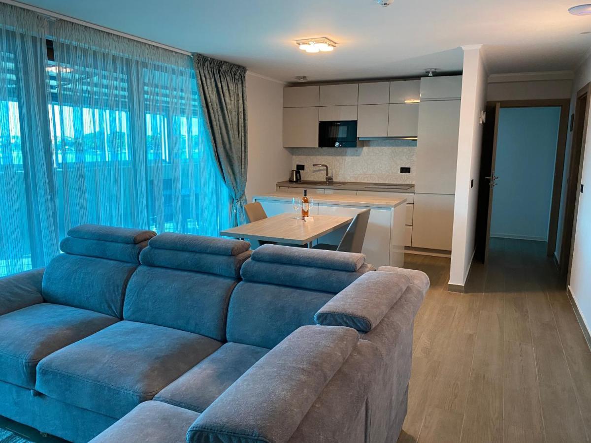 Hotel بيتريتْشاني المظهر الخارجي الصورة