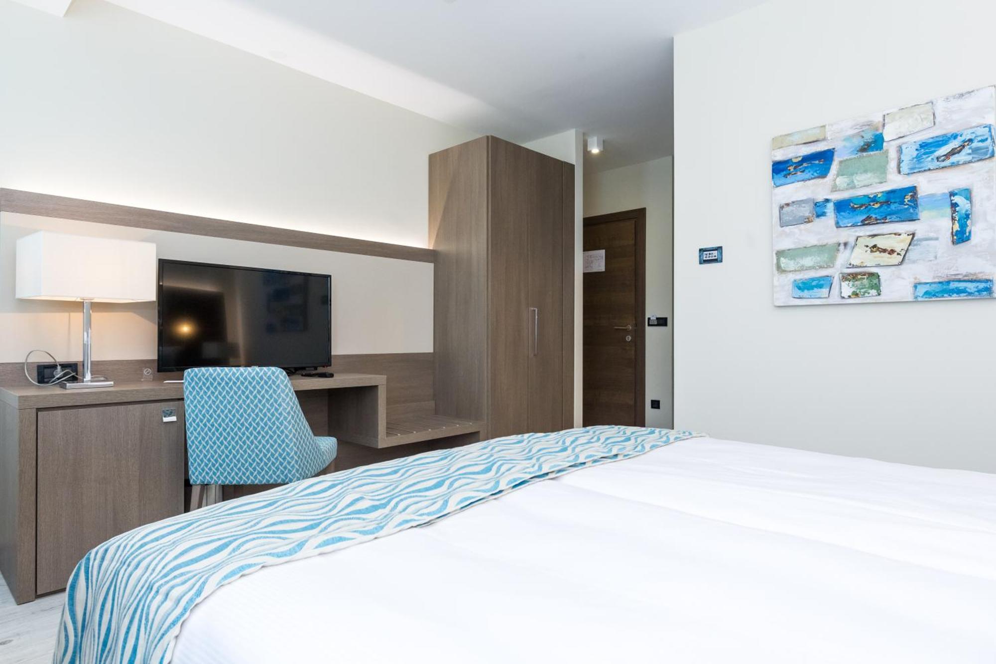 Hotel بيتريتْشاني الغرفة الصورة
