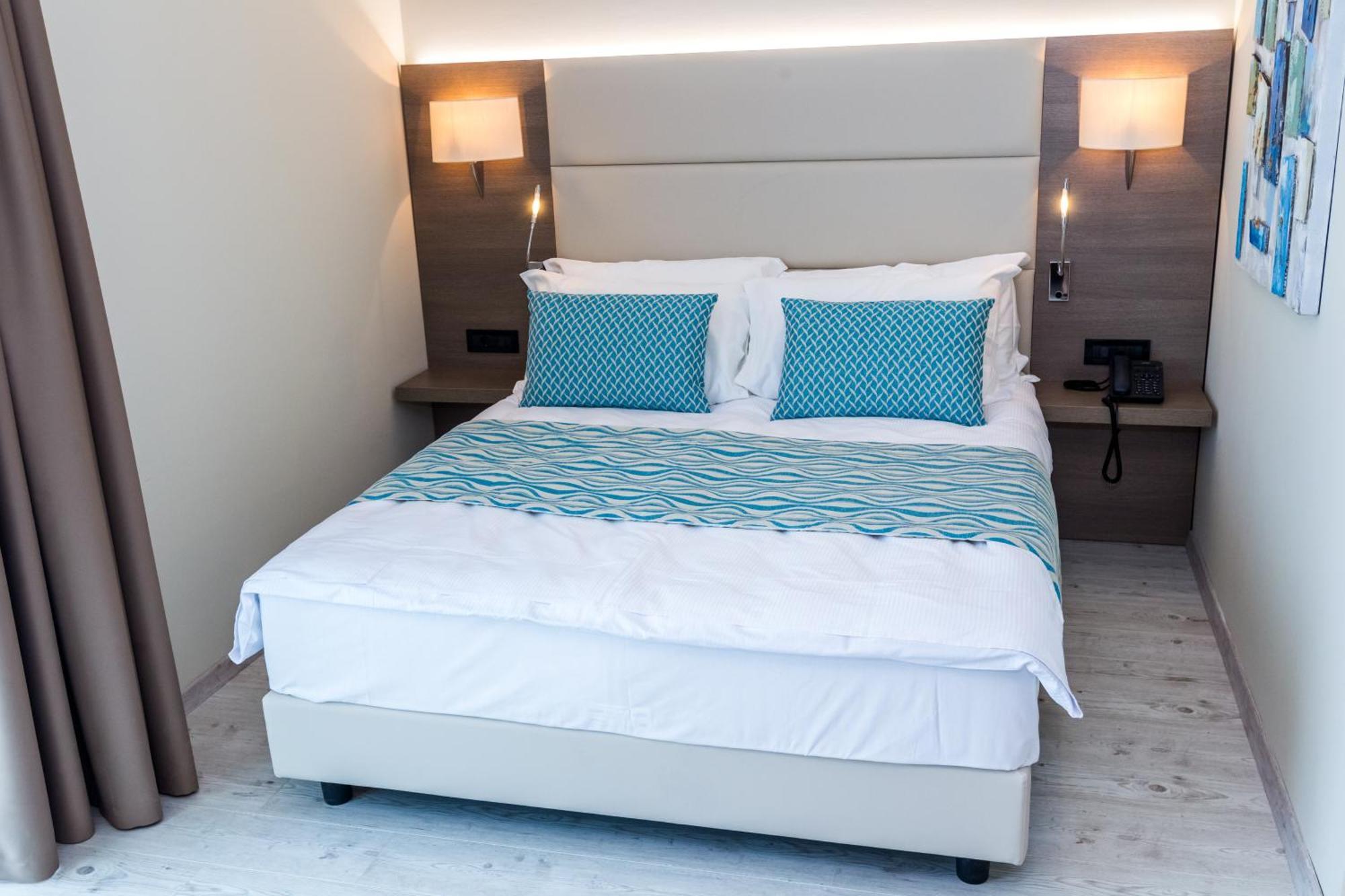 Hotel بيتريتْشاني الغرفة الصورة