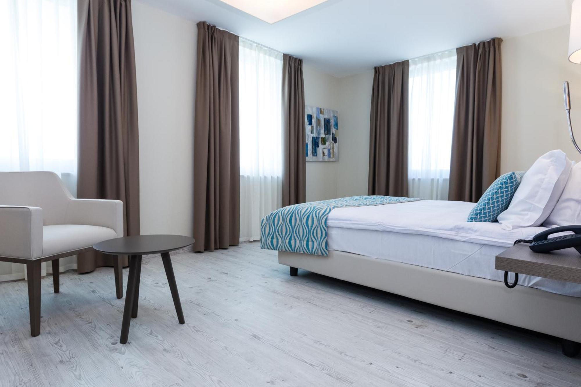Hotel بيتريتْشاني الغرفة الصورة