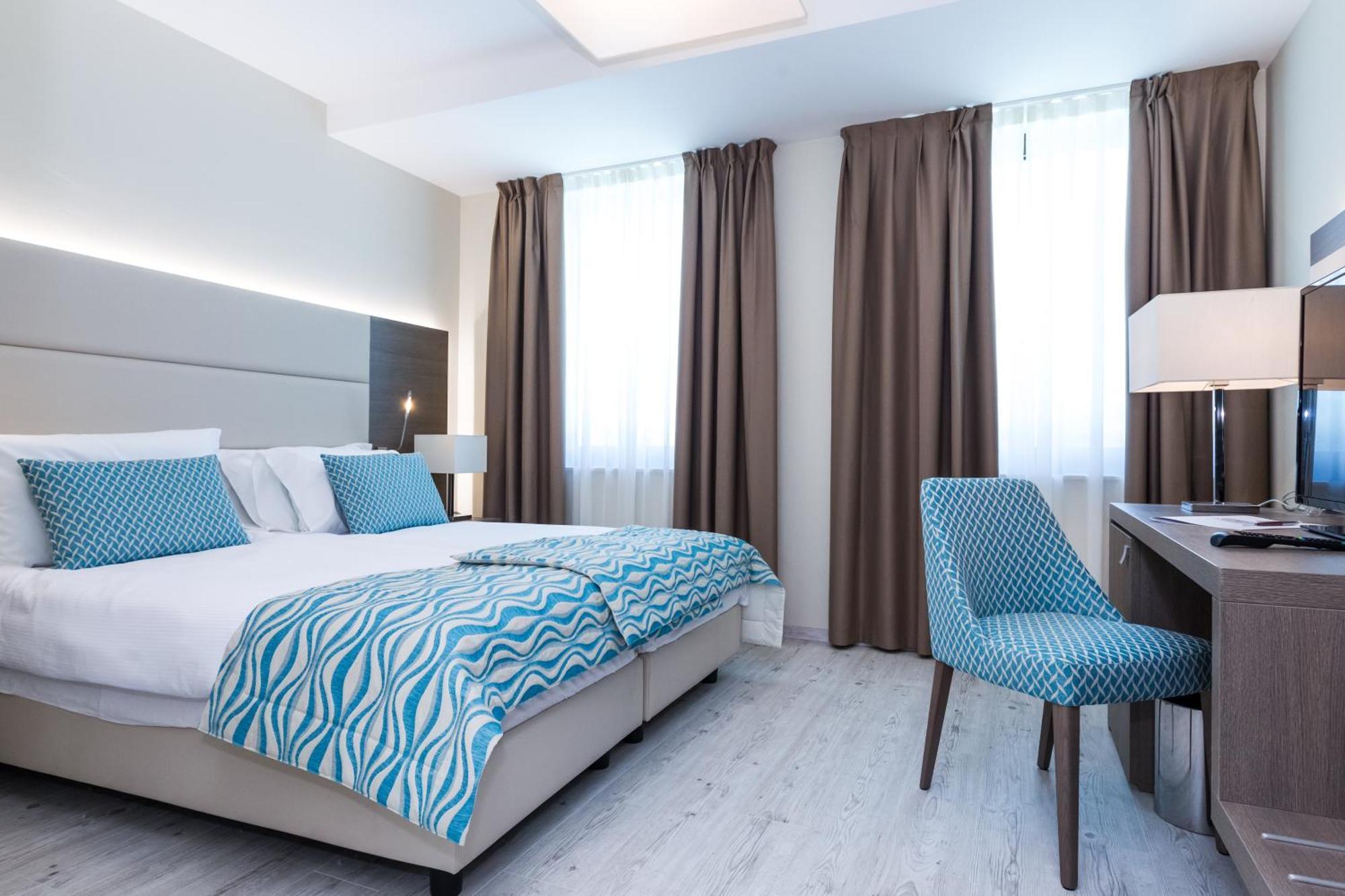 Hotel بيتريتْشاني الغرفة الصورة