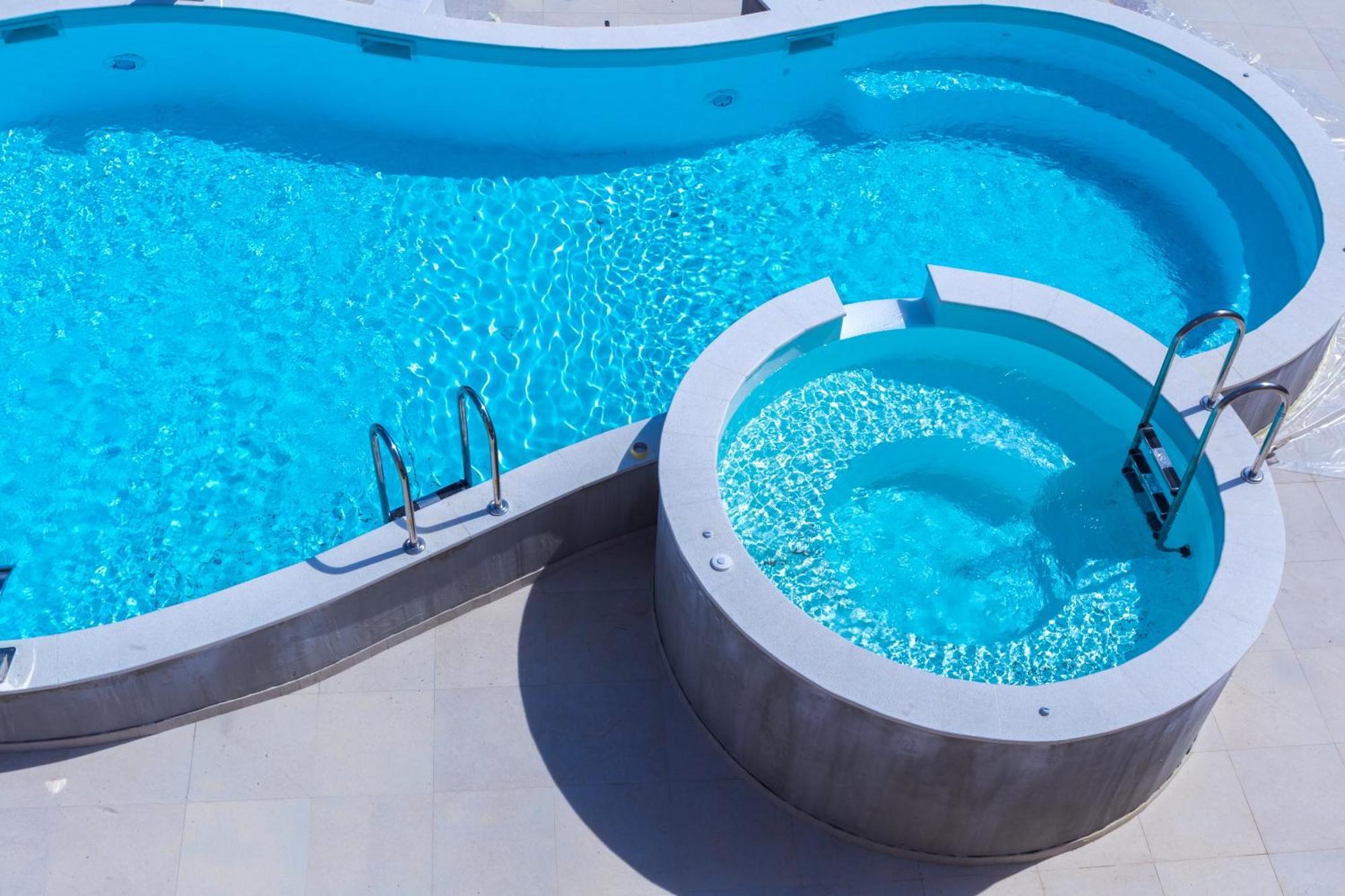 Hotel بيتريتْشاني الغرفة الصورة