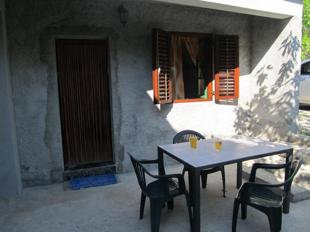 Hotel بيتريتْشاني المظهر الخارجي الصورة